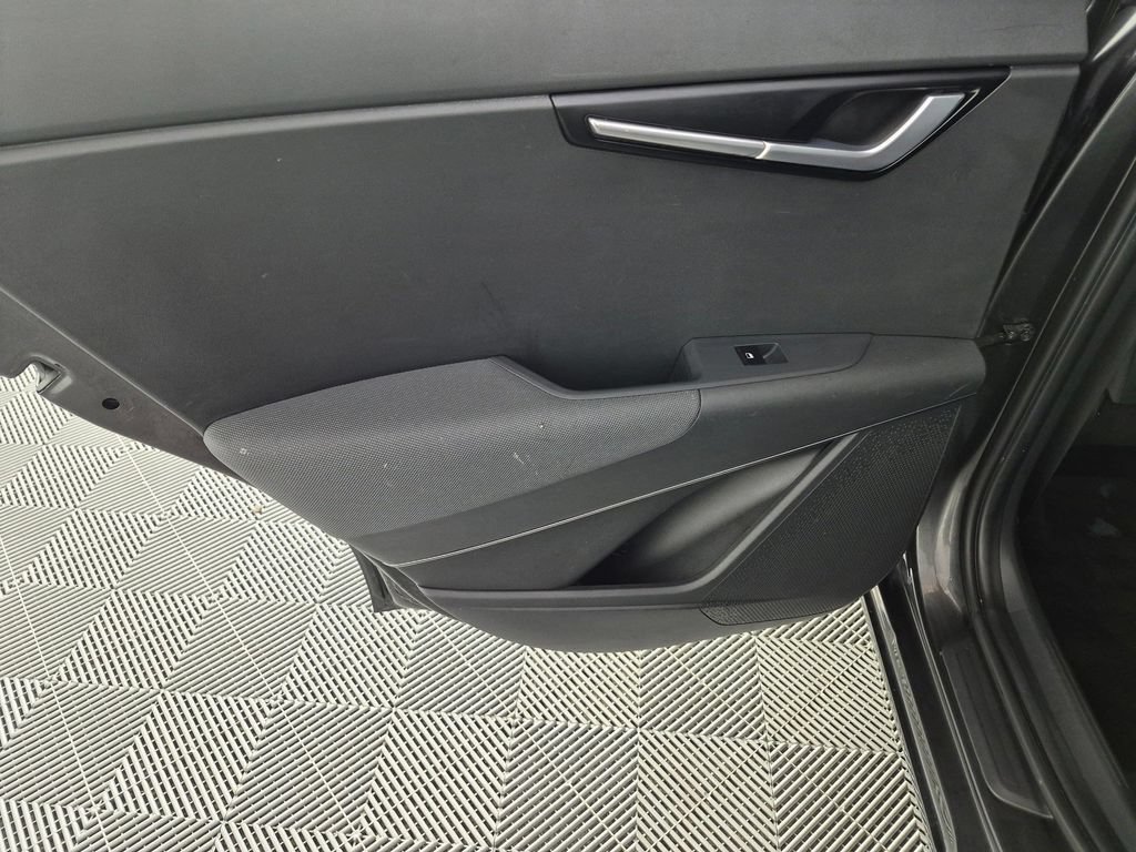 Used 2023 Kia Niro EX Touring FWD image 28