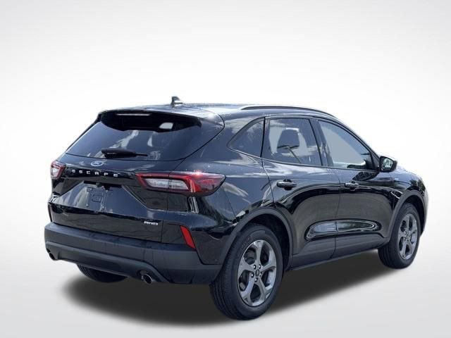 Used 2025 Ford Escape ST-Line AWD/4WD image 7