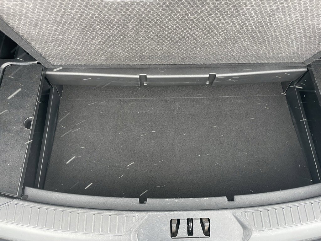 Used 2023 Ford Explorer XLT w/ Equipment Group 202A image 35