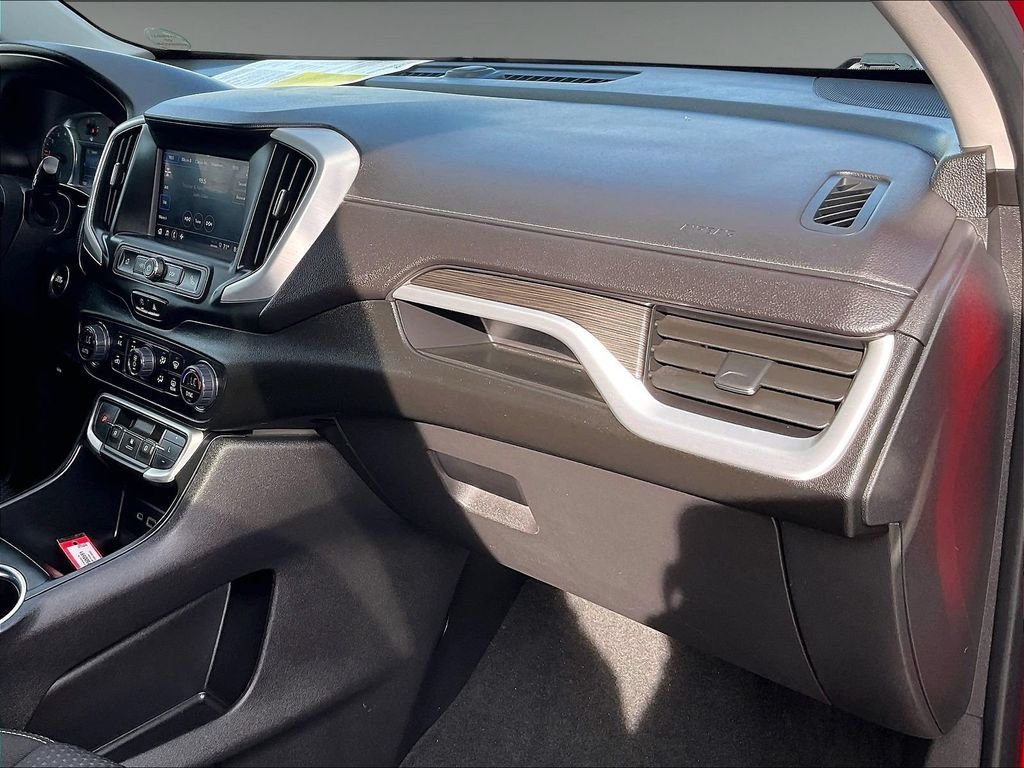 Used 2023 GMC Terrain SLE w/ Driver Convenience Package AWD/4WD image 13
