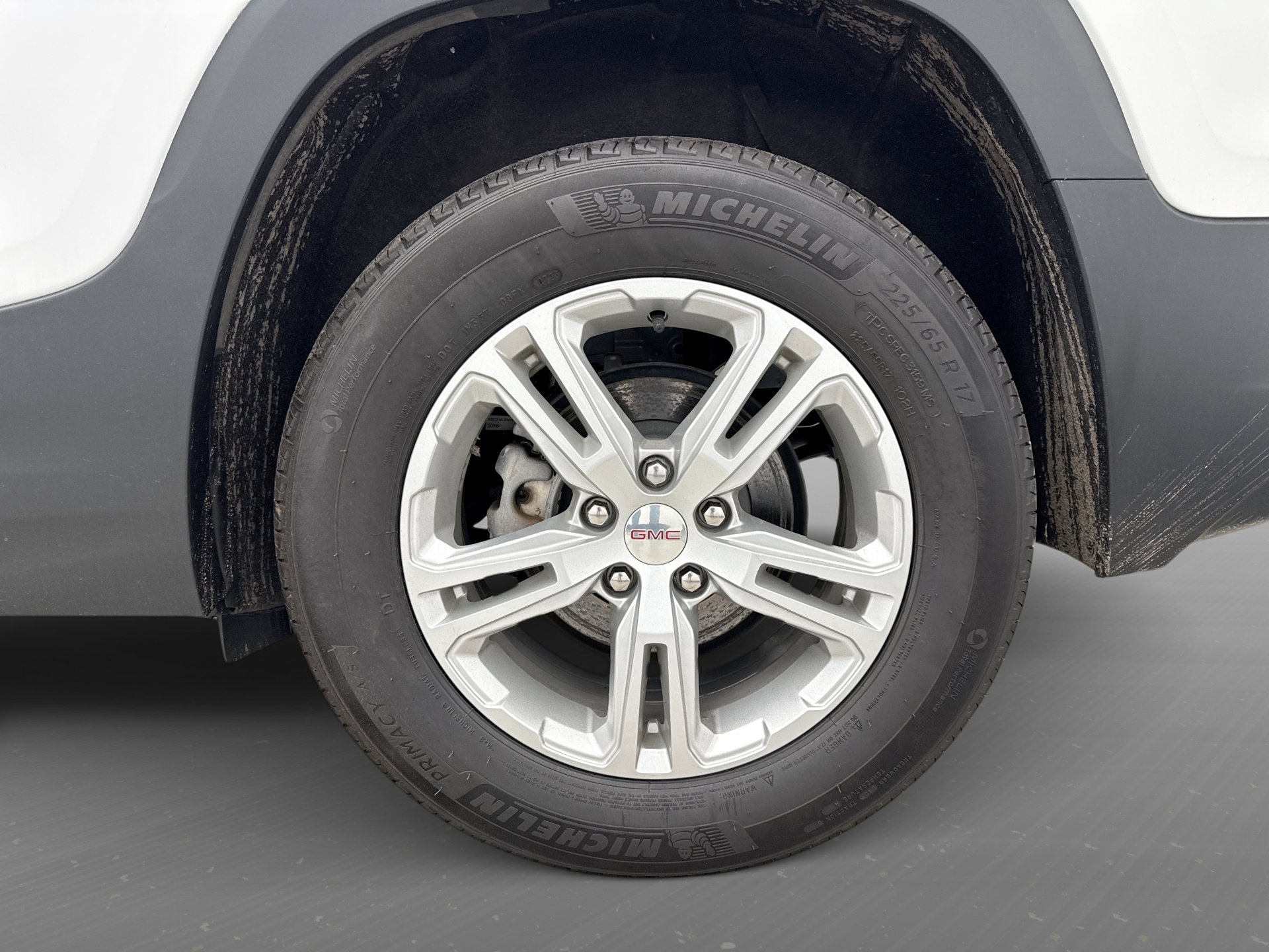 Used 2023 GMC Terrain SLE FWD image 13