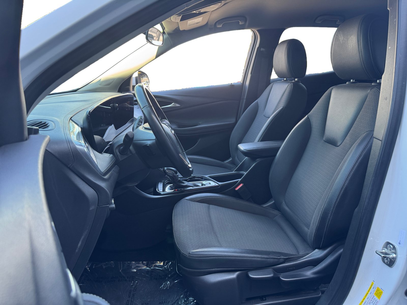 Used 2024 Buick Encore GX Preferred FWD image 9