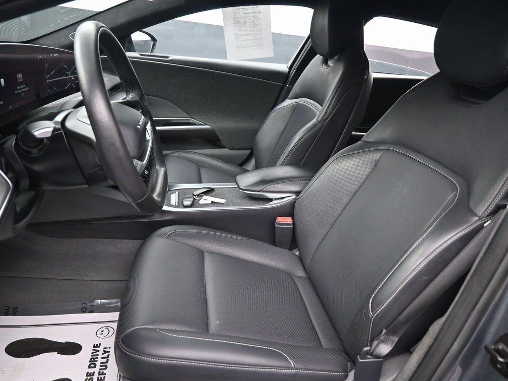 Used 2024 Lucid Air Touring image 23