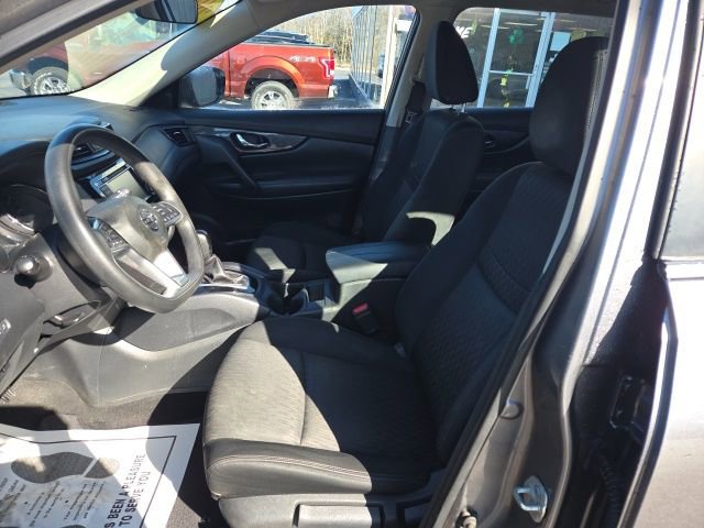 Used 2018 Nissan Rogue S image 12