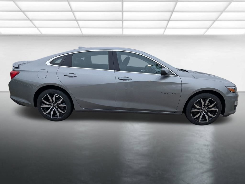 Used 2023 Chevrolet Malibu RS FWD image 25
