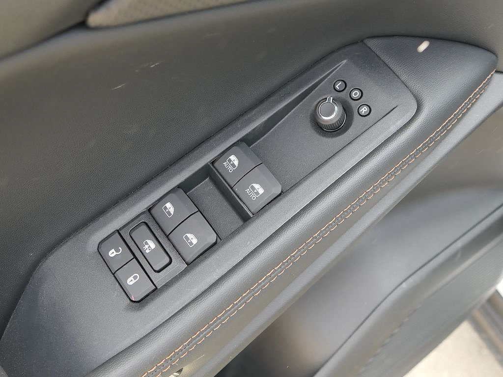 New 2026 Jeep Cherokee Limited AWD/4WD image 11