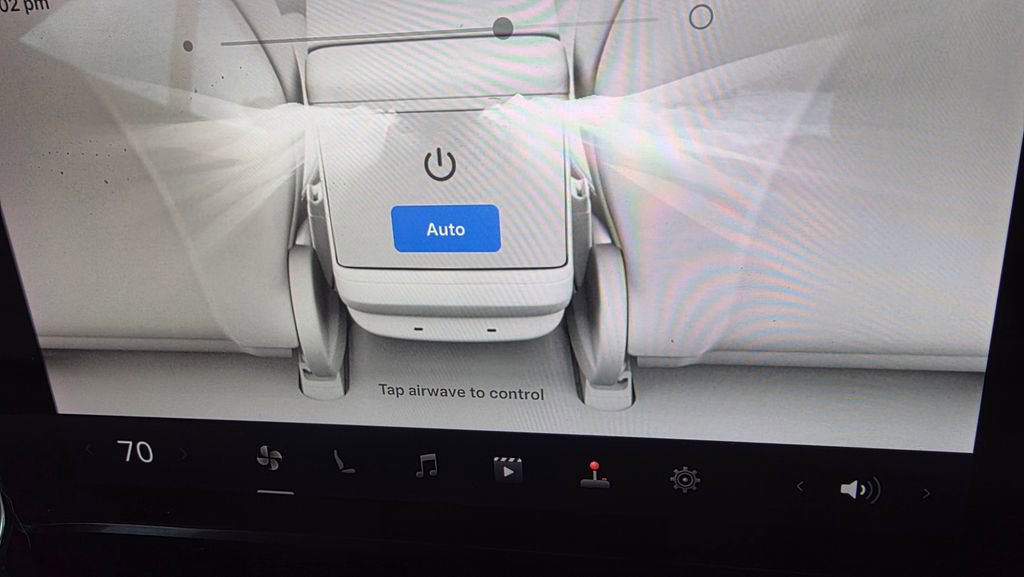 Used 2022 Tesla Model S AWD/4WD image 14