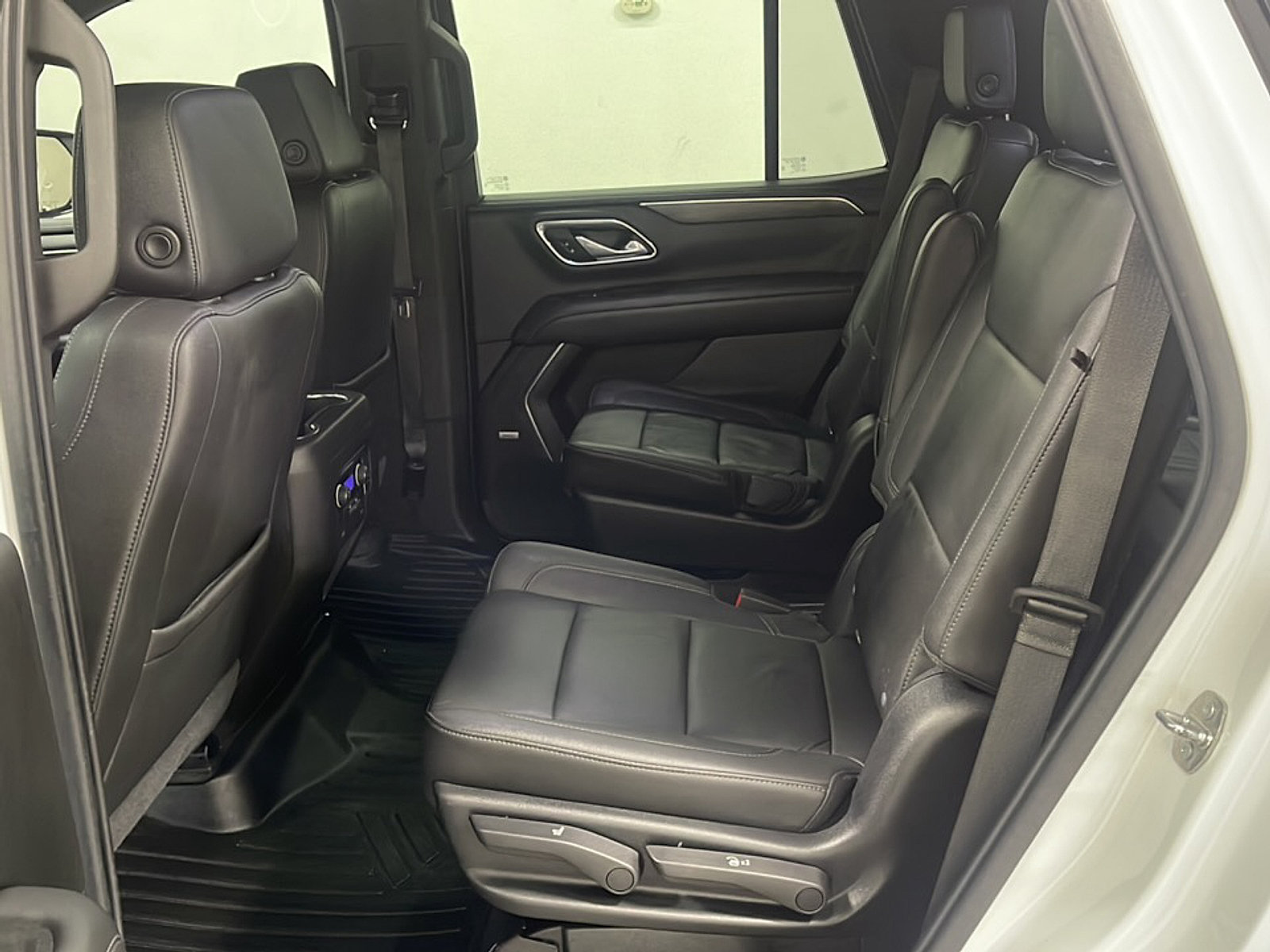 Used 2021 Chevrolet Tahoe LT AWD/4WD image 14