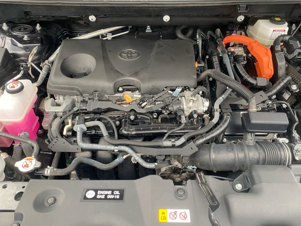 Used 2024 Toyota RAV4 XLE image 30