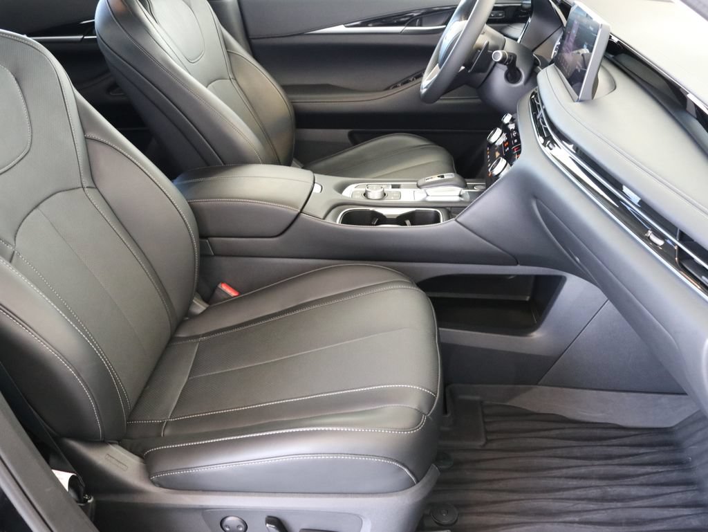 Certified 2025 INFINITI QX60 Pure AWD/4WD image 46