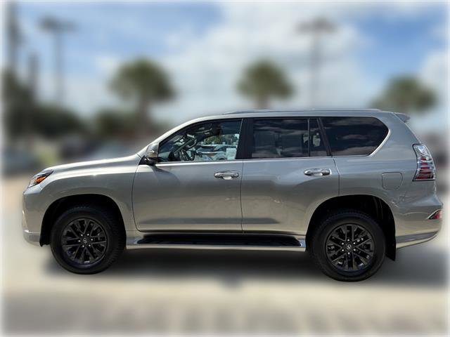 Used 2023 Lexus GX 460 Premium w/ Premium Plus Package AWD/4WD image 4