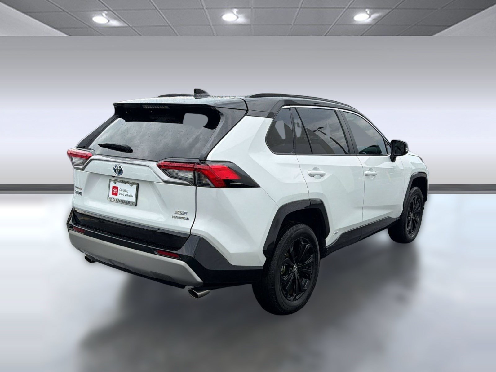 Used 2023 Toyota RAV4 XSE AWD/4WD image 9
