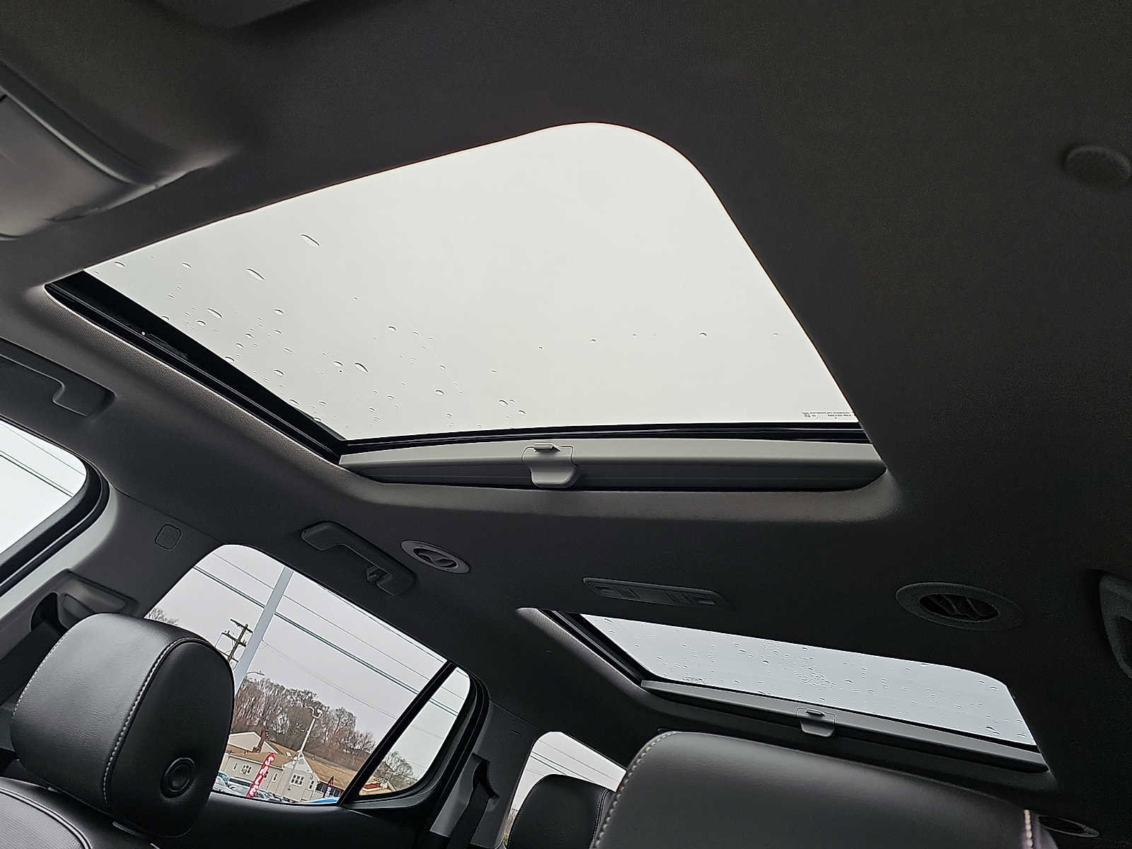 Used 2023 GMC Acadia SLT w/ Technology Package image 18