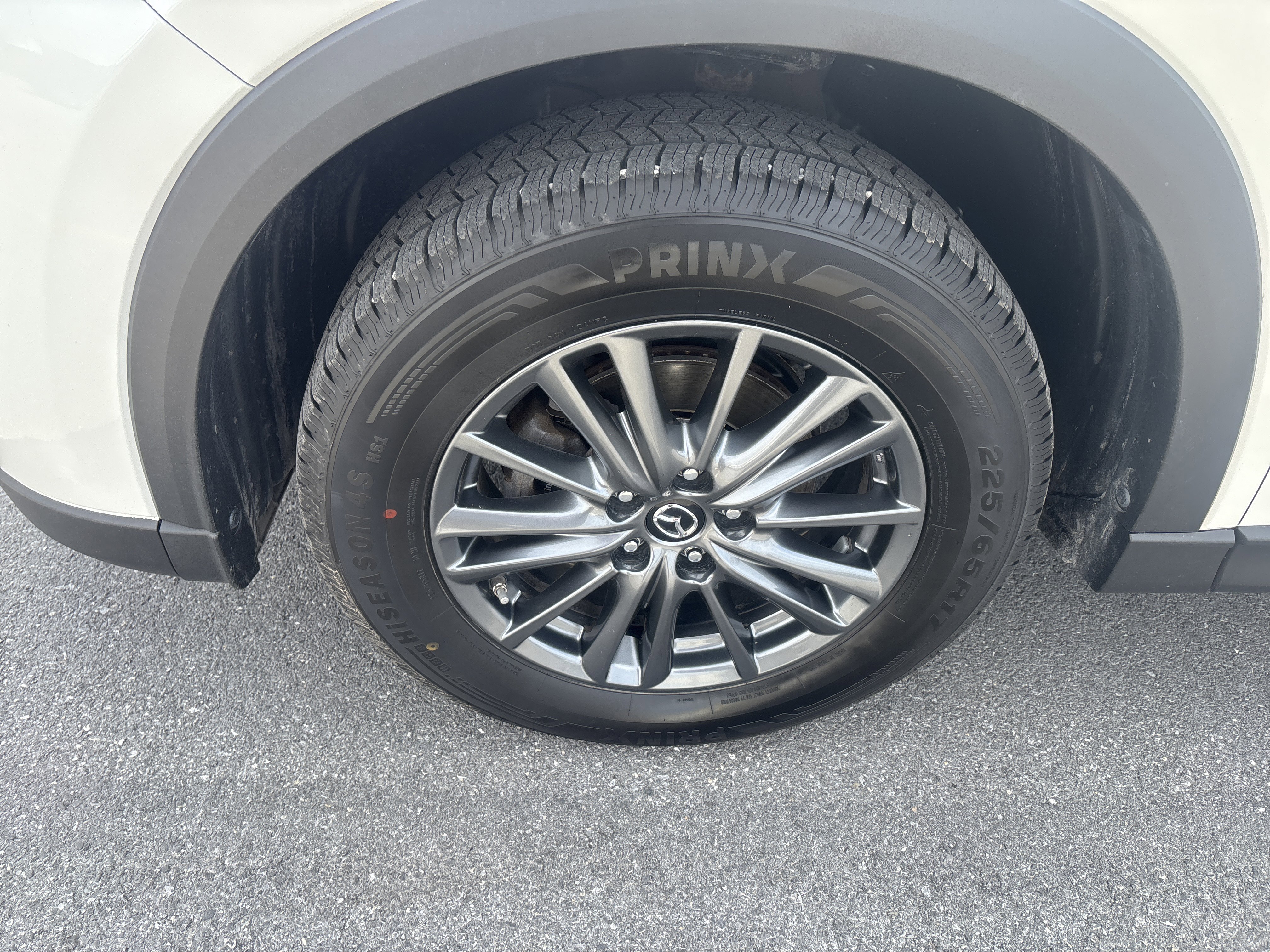 Used 2020 MAZDA CX-5 Touring image 11