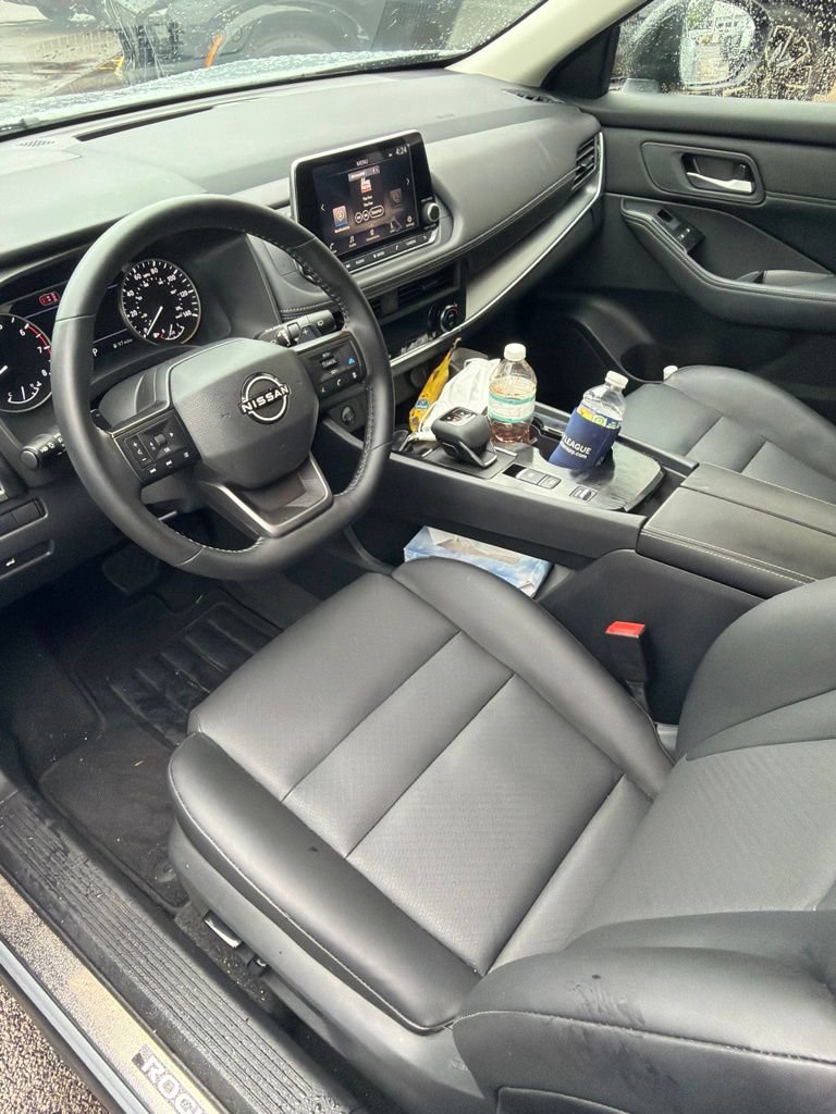 Used 2026 Nissan Rogue Dark Armor FWD image 5