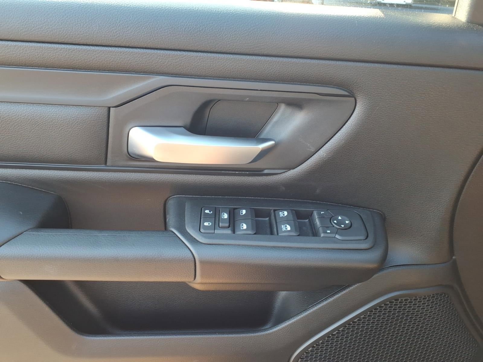 New 2026 RAM 1500 Express AWD/4WD image 17