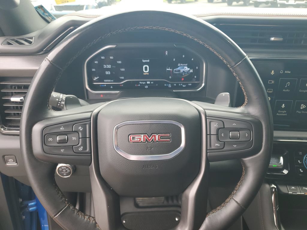 Used 2024 GMC Sierra 1500 AT4 w/ Technology Package AWD/4WD image 11