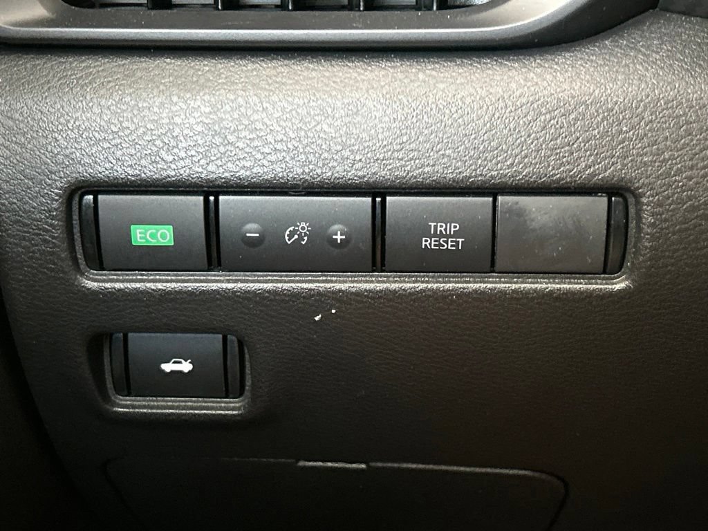 Certified 2025 Nissan Sentra S FWD image 28