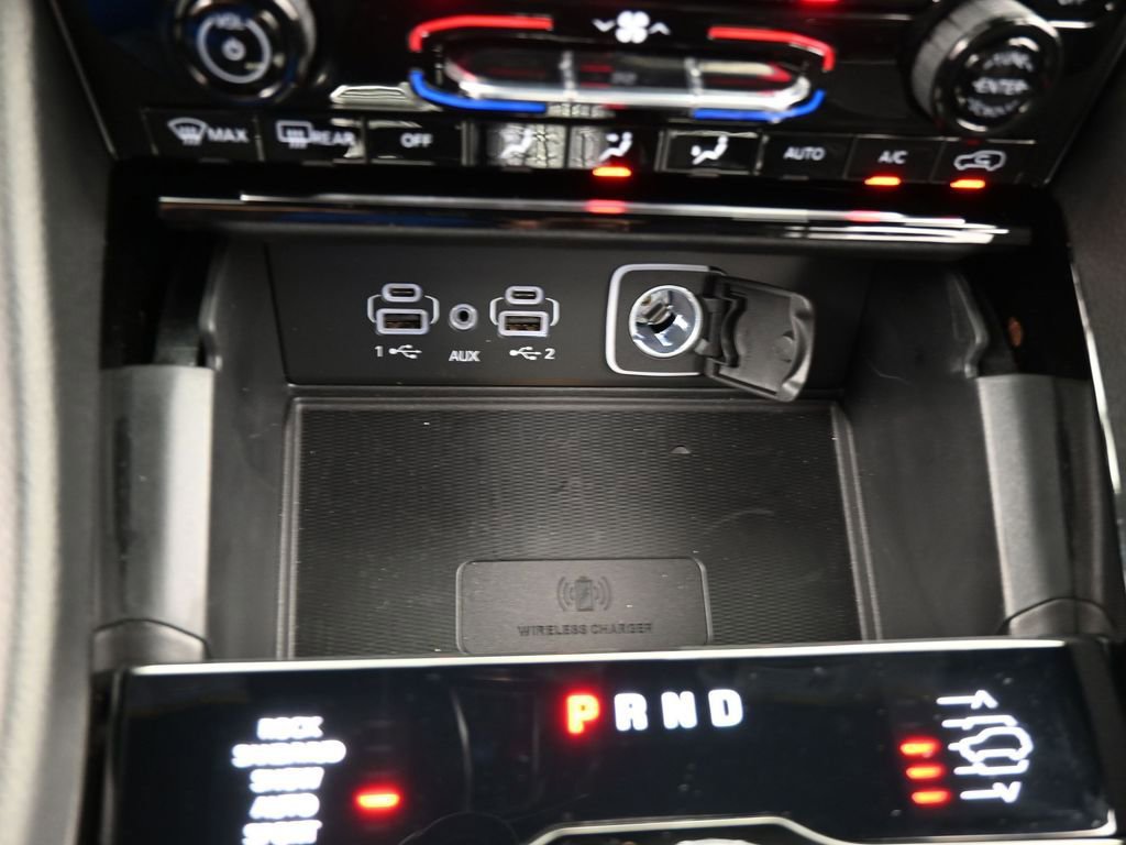 Used 2024 Jeep Grand Cherokee L Overland w/ Advanced Protech Group III image 31