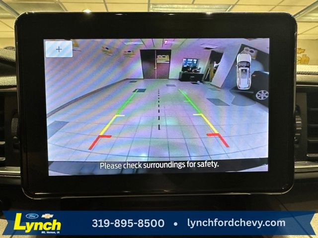 Used 2023 Ford Explorer XLT w/ Equipment Group 202A image 5