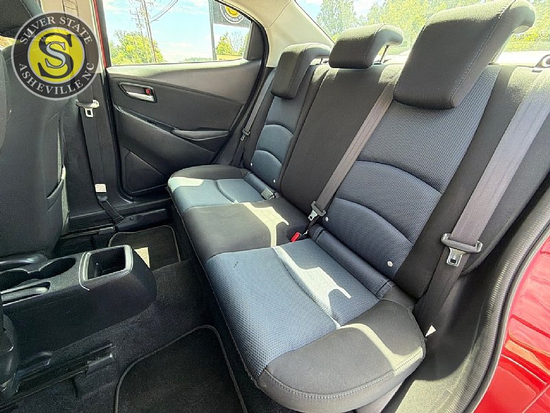 Used 2016 Scion iA FWD image 14