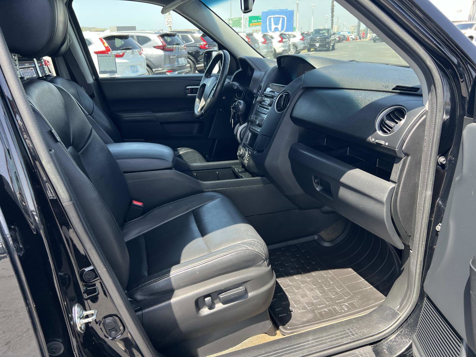 Used 2015 Honda Pilot Touring image 31