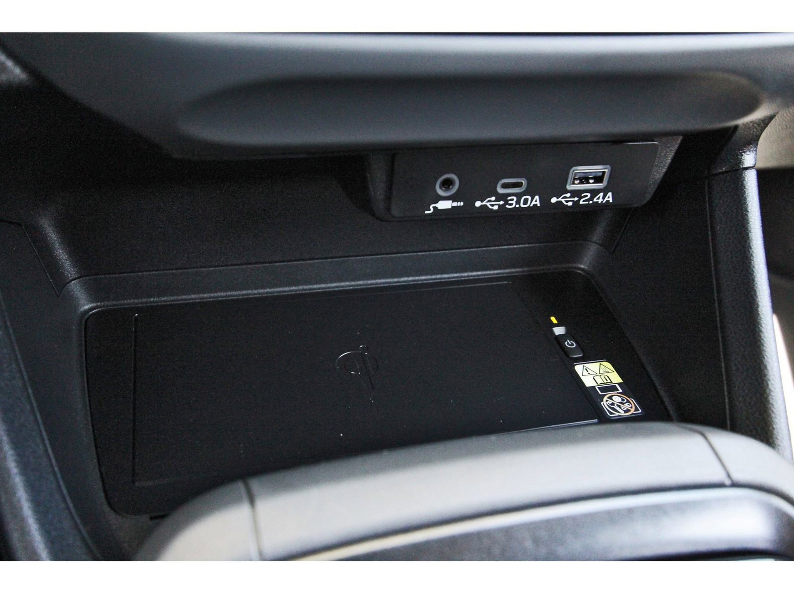 Certified 2024 Subaru Crosstrek 2.5i Limited w/ Crosstrek Mirror Package image 24