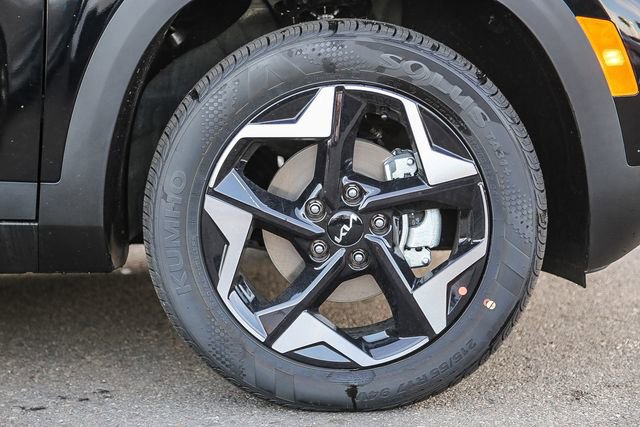 New 2026 Kia Seltos S FWD image 11