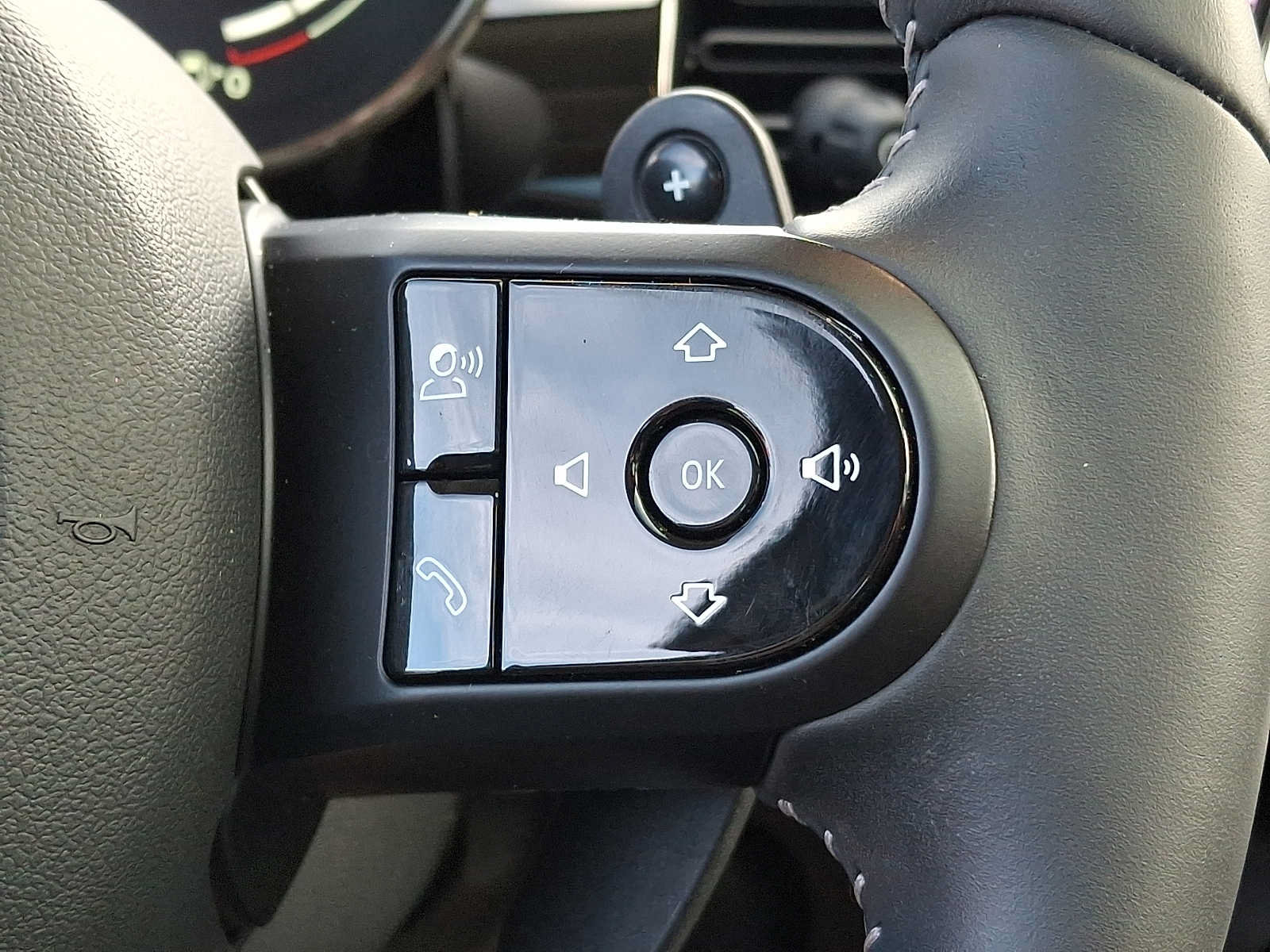 Used 2024 MINI Cooper S FWD image 19