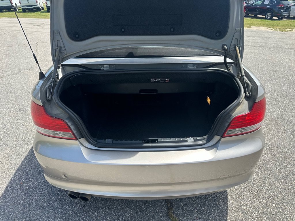 Used 2011 BMW 128i Convertible RWD image 10