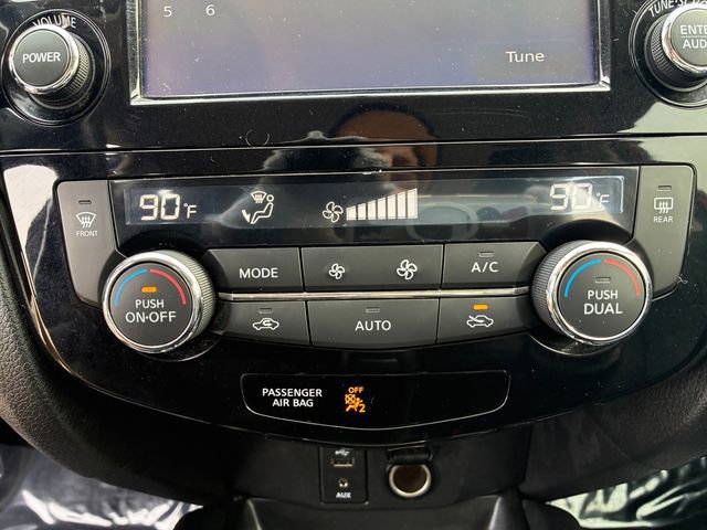 Used 2018 Nissan Rogue Sport SV w/ SV Technology Package image 26