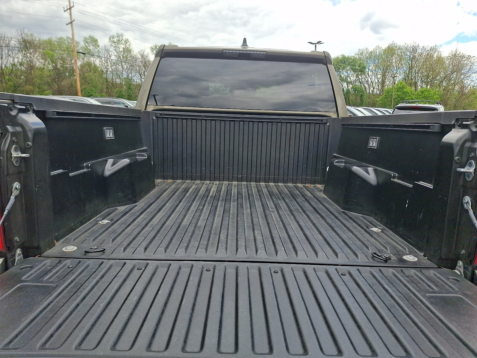 Used 2024 Toyota Tacoma TRD Off-Road AWD/4WD image 29