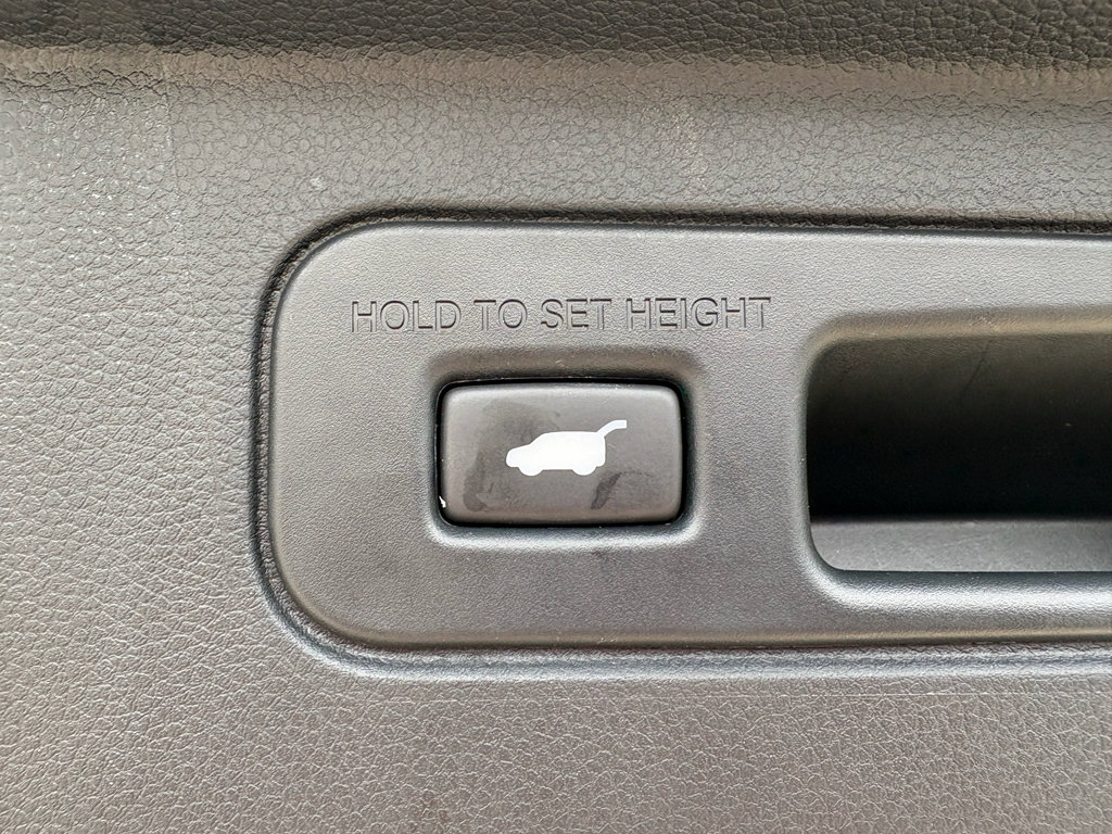 Certified 2023 Honda Pilot Touring image 32