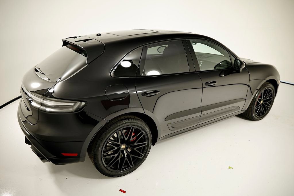 New 2026 Porsche Macan GTS AWD/4WD image 5