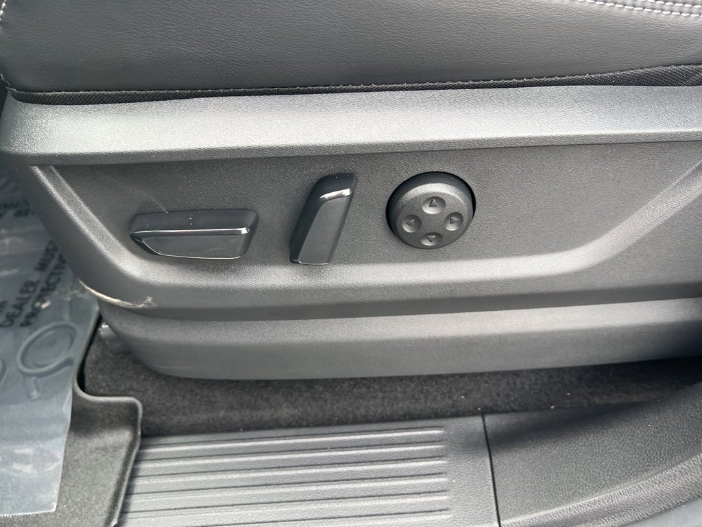 Used 2025 Nissan Armada PRO-4X w/ Pro-4X Premium Package image 27