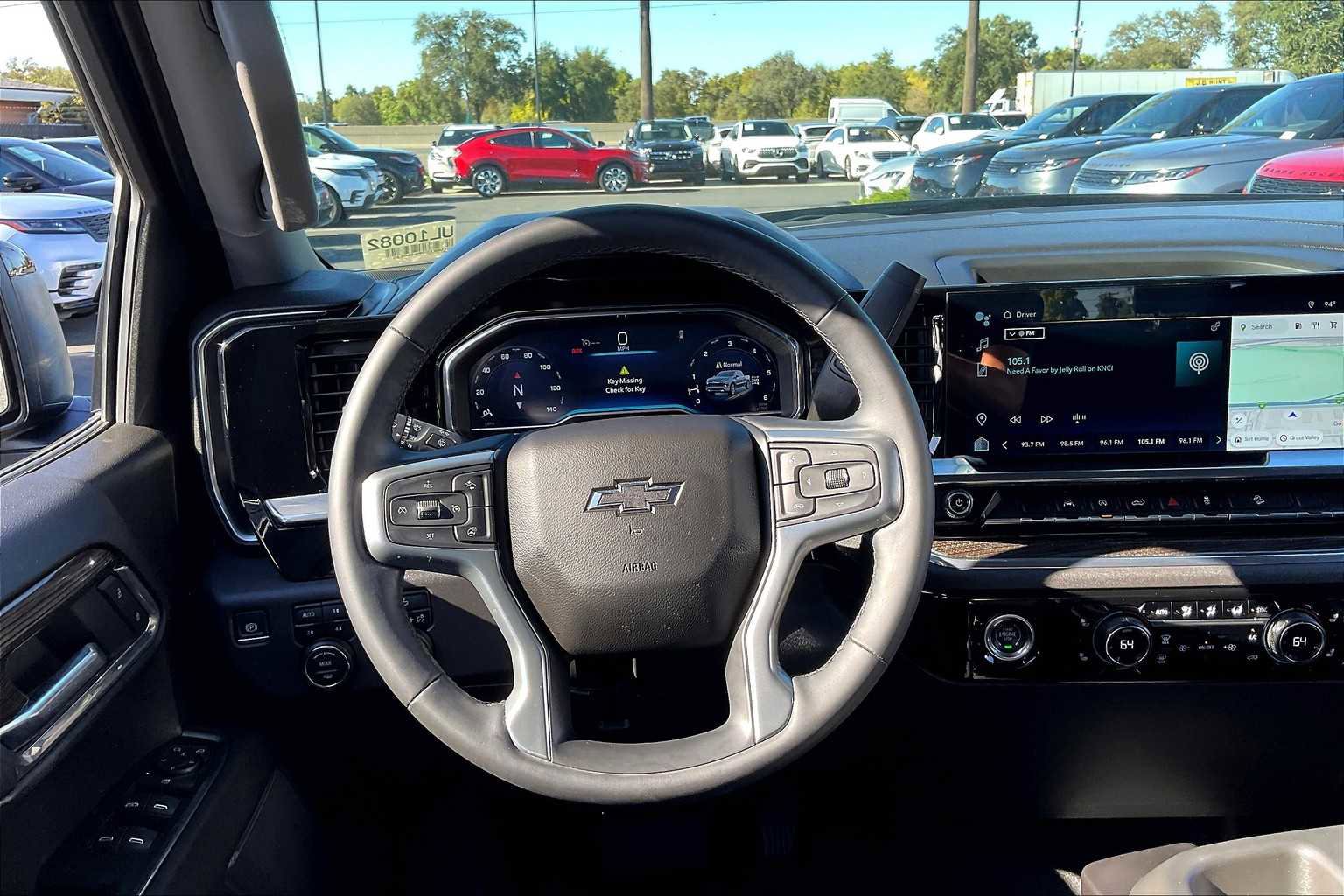 Used 2023 Chevrolet Silverado 1500 RST image 8