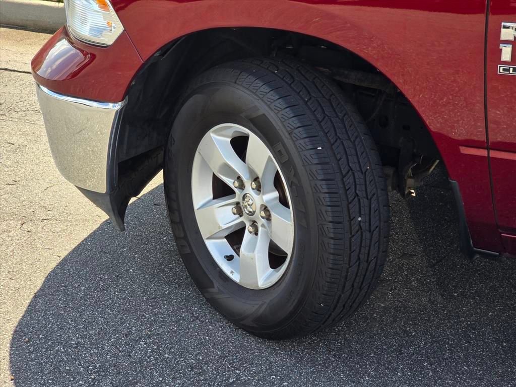 Used 2021 RAM 1500 Classic SLT AWD/4WD image 25
