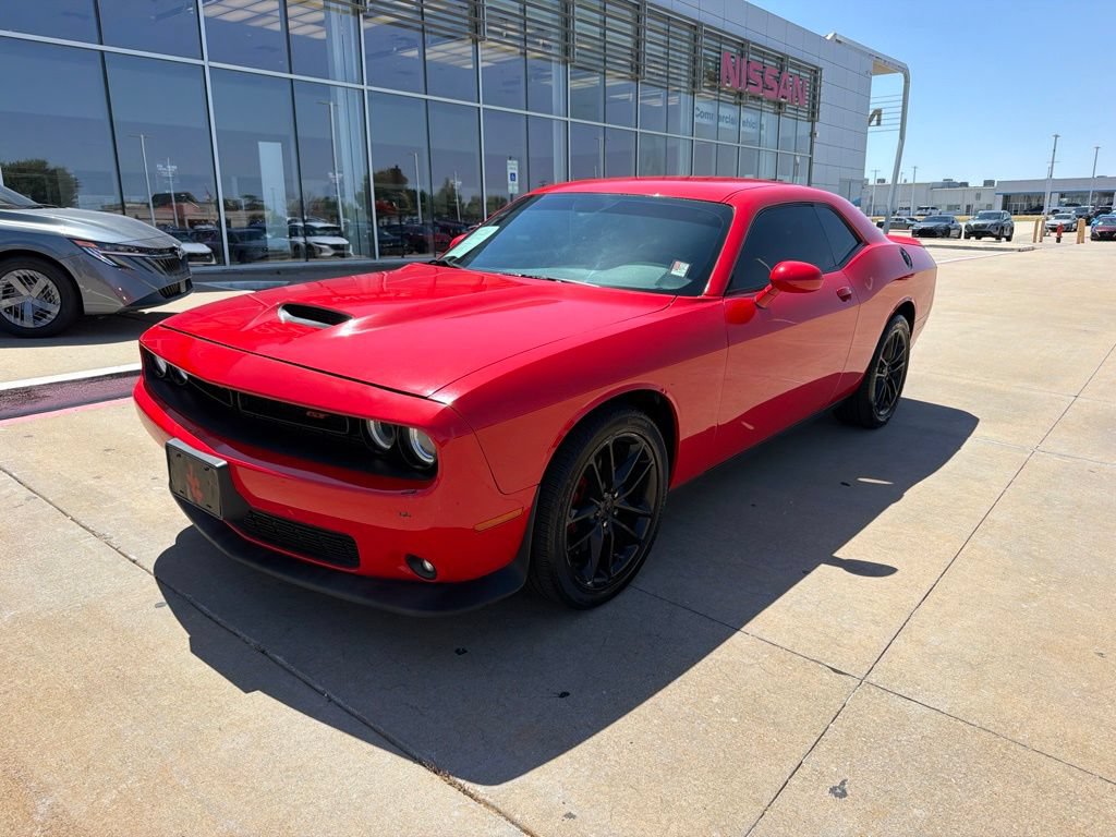 Used 2022 Dodge Challenger GT AWD/4WD image 1