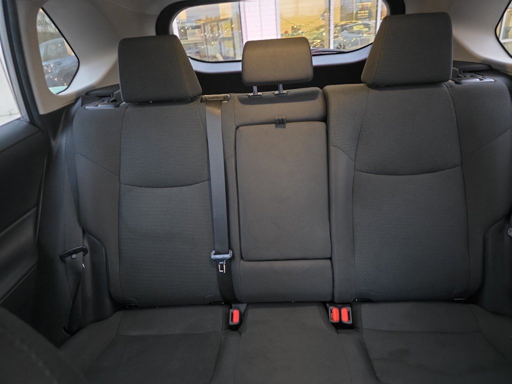Used 2023 Toyota RAV4 LE image 27