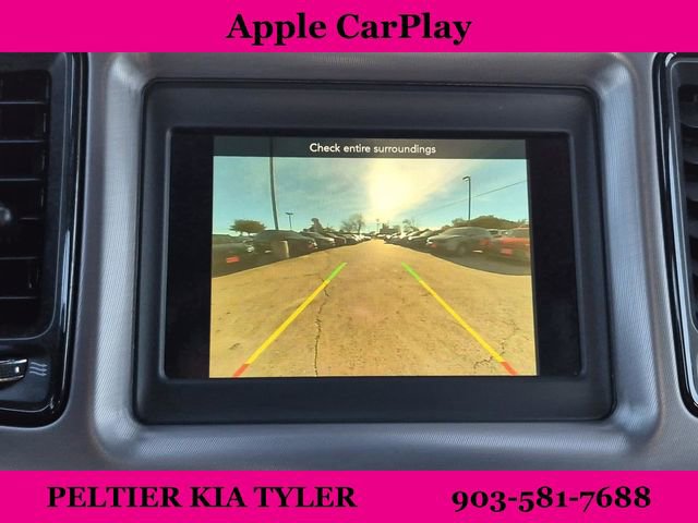 Used 2023 Dodge Challenger SXT image 33