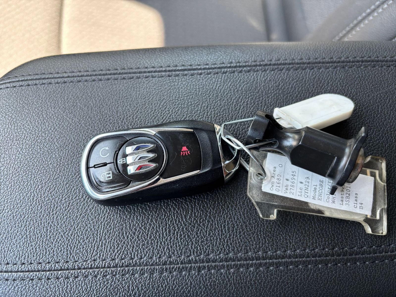 Used 2025 Buick Encore GX Preferred FWD image 23