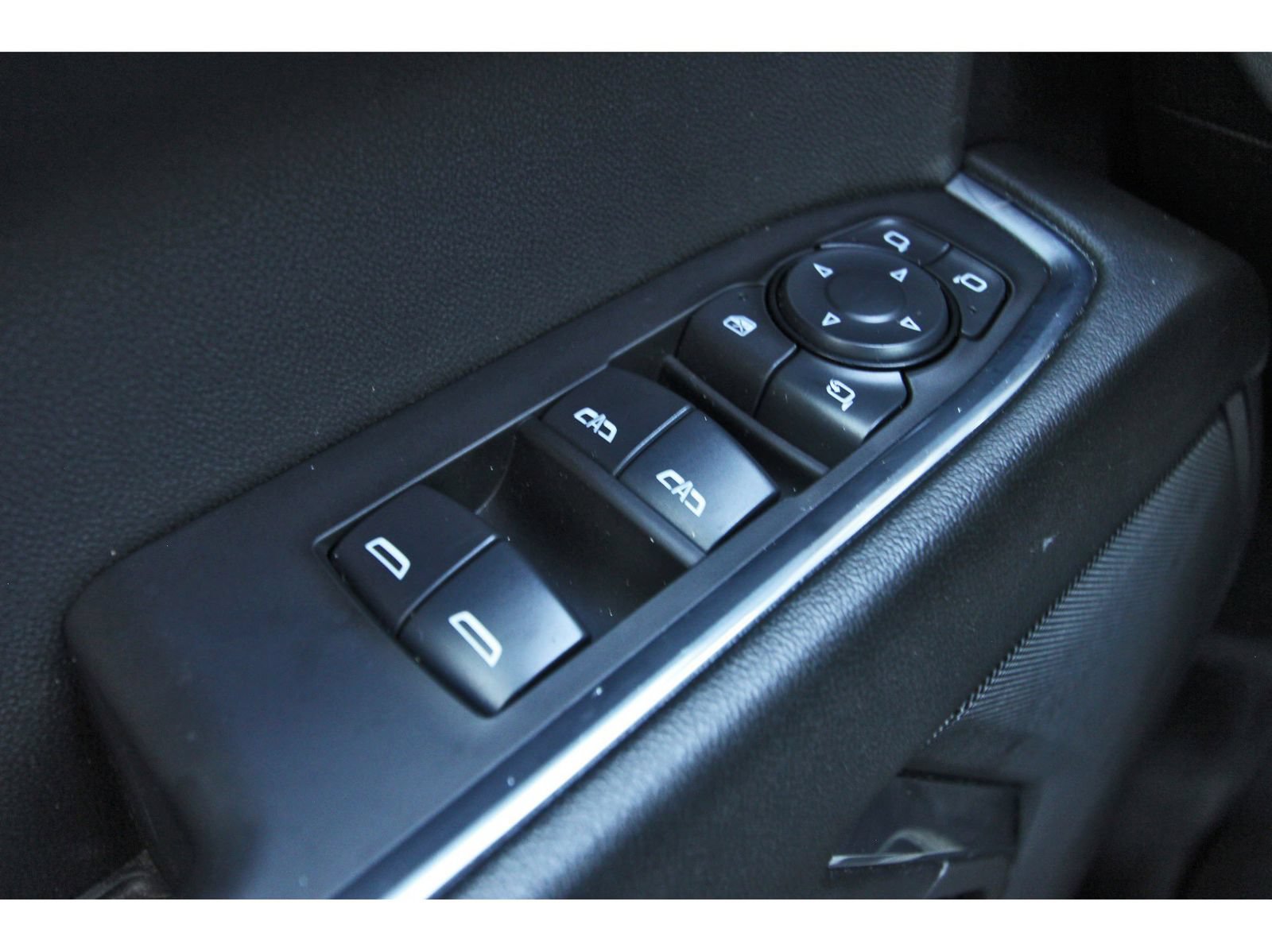 Used 2025 GMC Sierra 1500 SLT RWD image 22