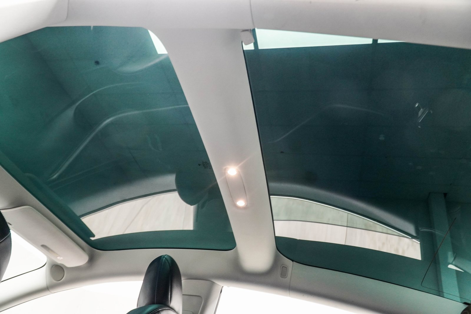 Used 2019 Tesla Model 3 Long Range image 32