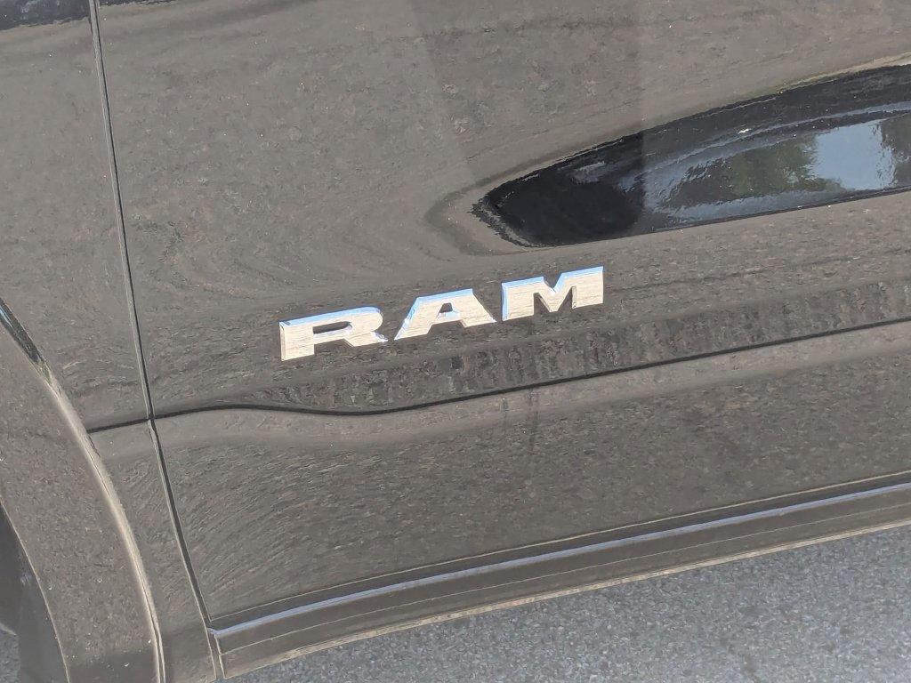 New 2026 RAM 1500 Laramie AWD/4WD image 10