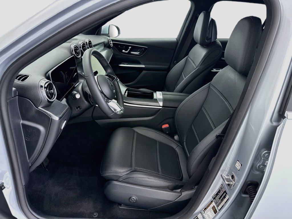 Certified 2026 Mercedes-Benz GLC 300 image 17