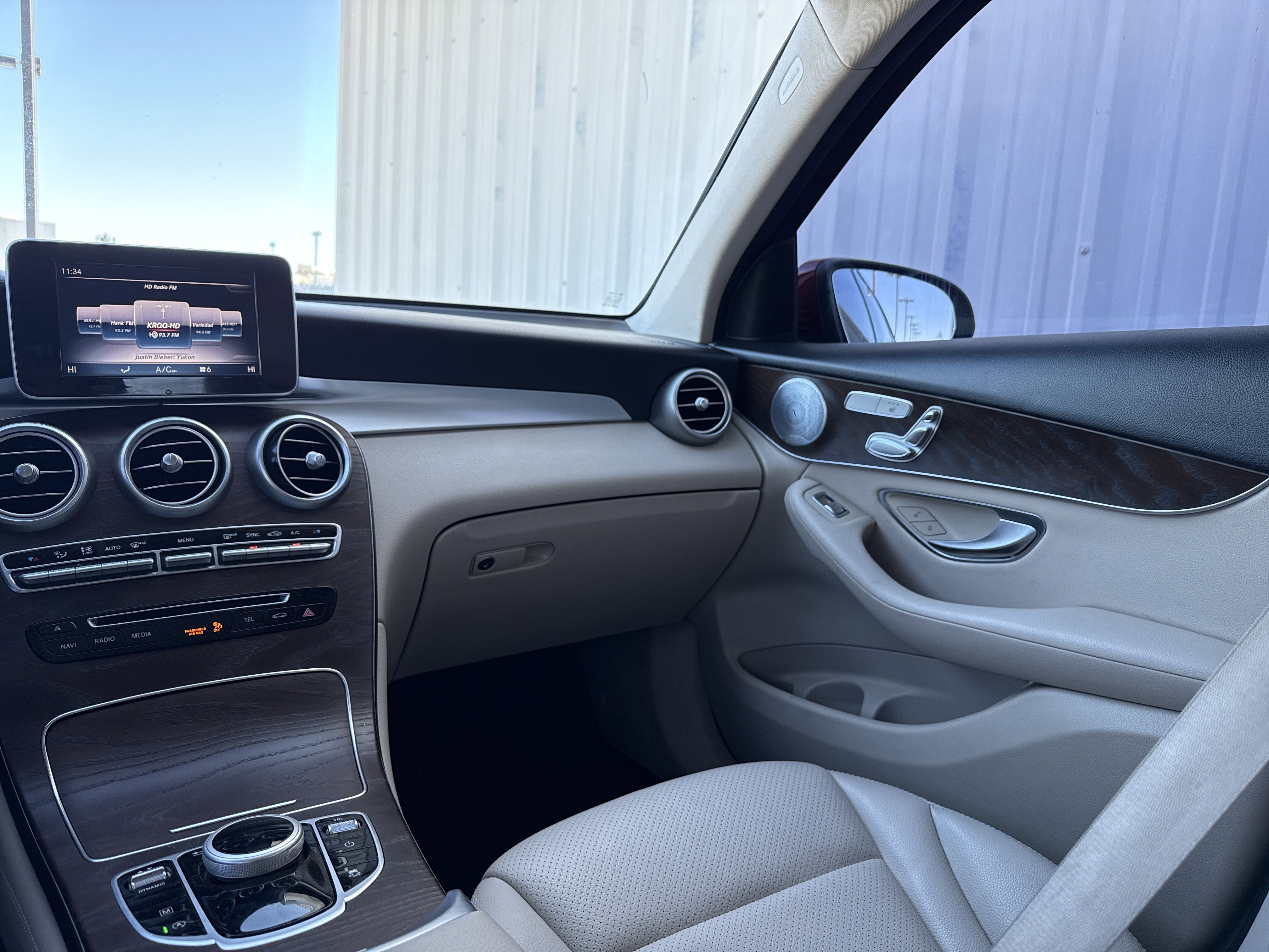 Used 2019 Mercedes-Benz GLC 300 GLC 300 image 22