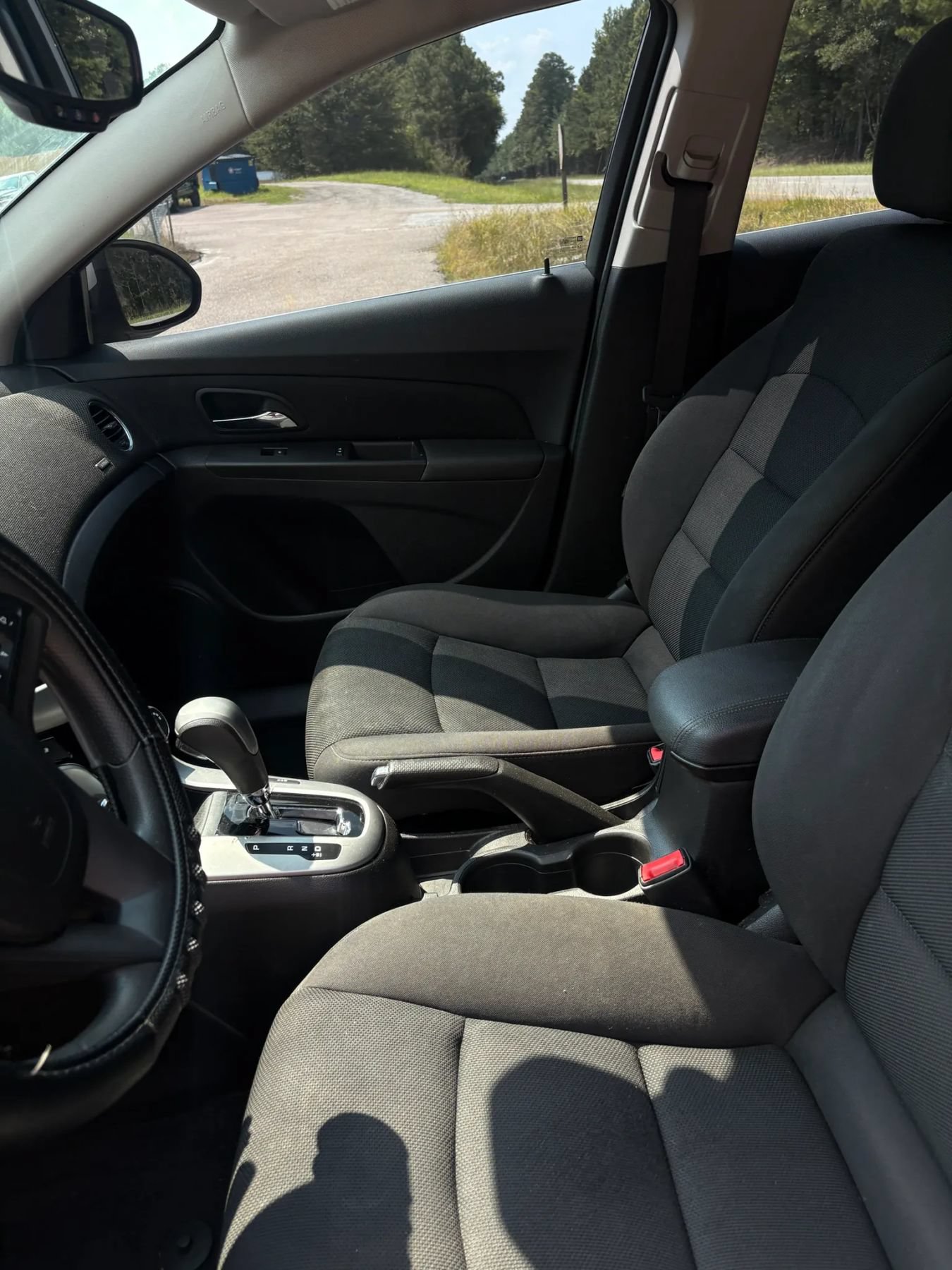 Used 2016 Chevrolet Cruze LT FWD image 11