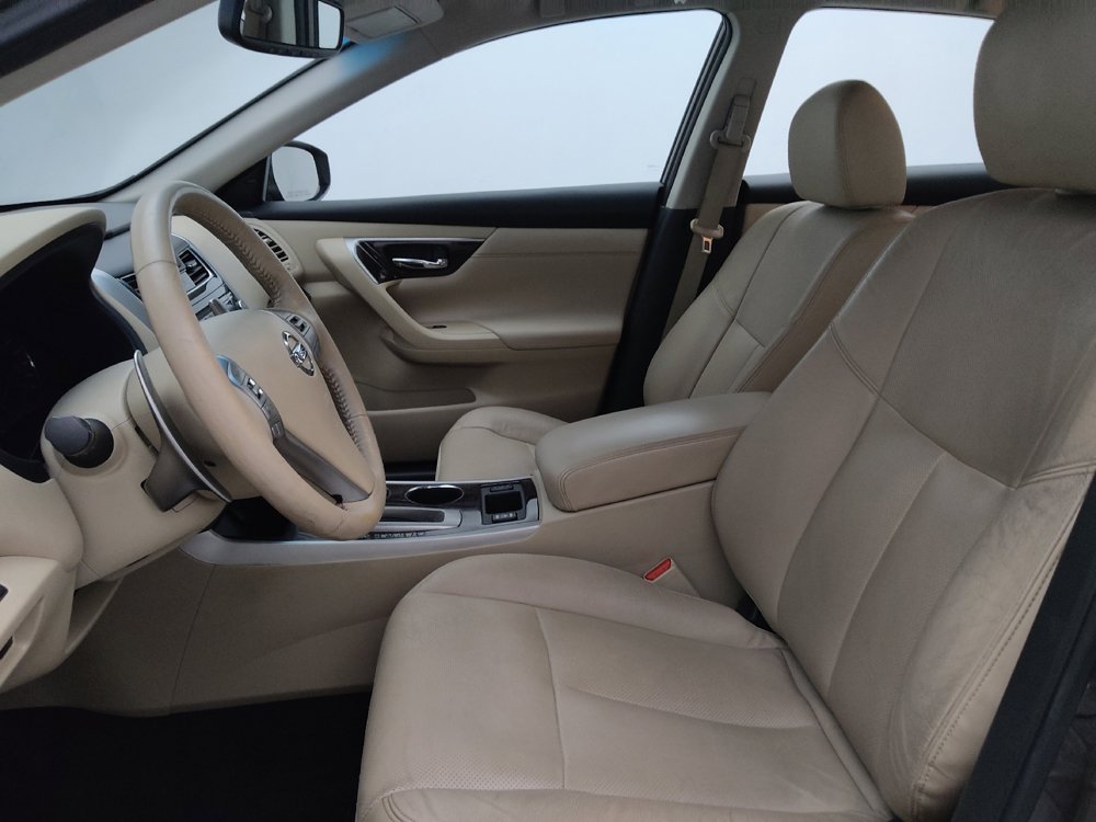 Used 2015 Nissan Altima 3.5 SL FWD image 17