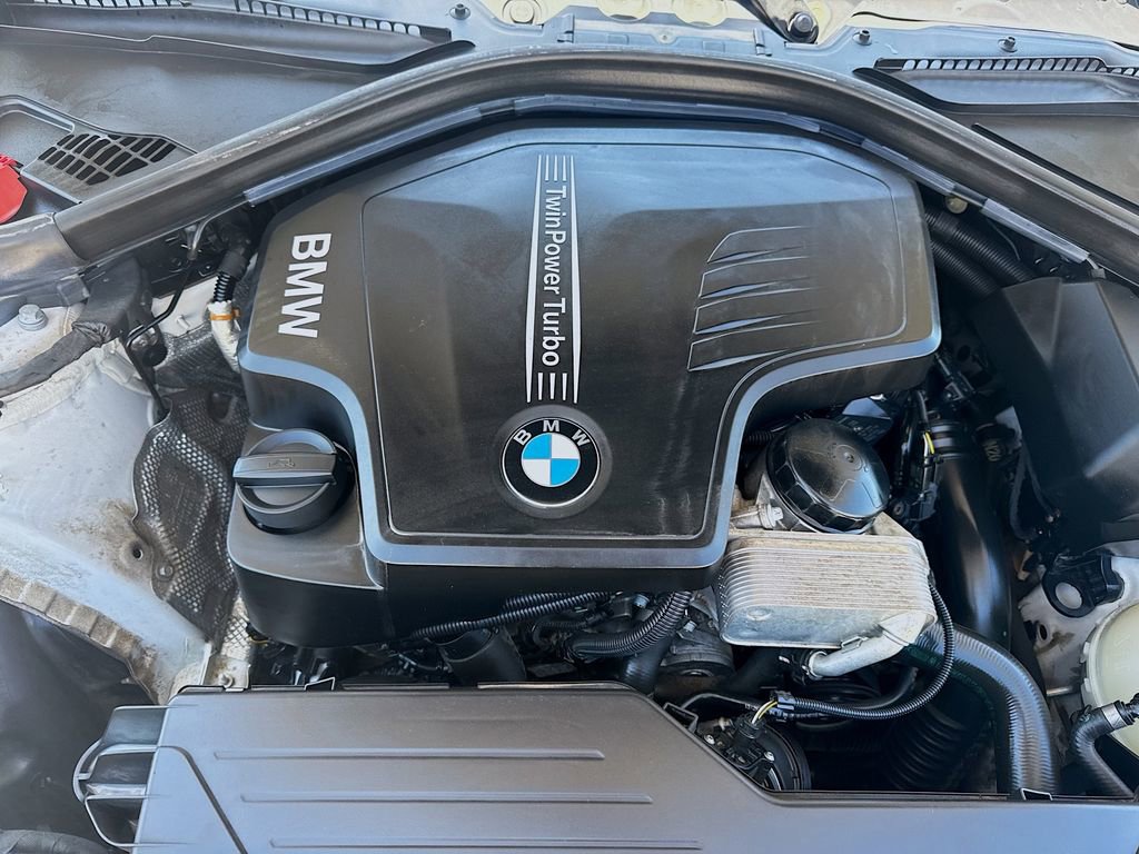 Used 2018 BMW 320i Sedan RWD image 39