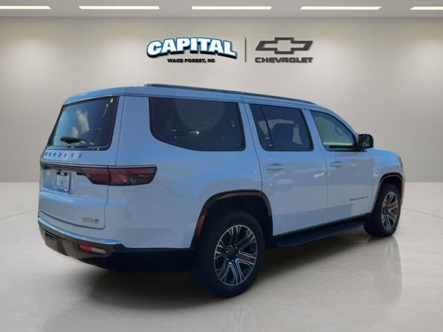 Used 2024 Jeep Wagoneer Series II w/ Flexible Seating Group image 5